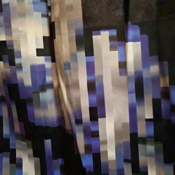 Dalia Collection Modern Fit 100% Polyester lined mini skirt size  10 - Picture 3 of 5